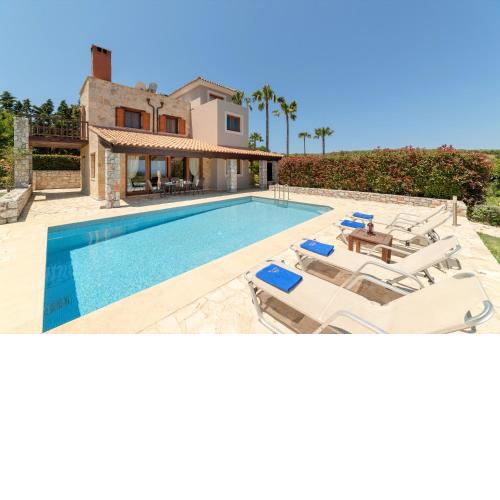 Villa Rodia by MediterraneanVillas