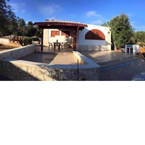 Villa Rosa between countryside and sea