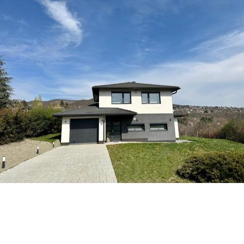 Villa Rosemary Szentendre with free garage