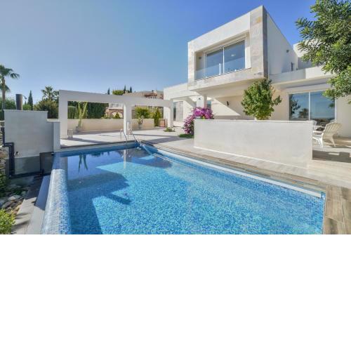 Villa Royale floorheating and SUPERB seaview