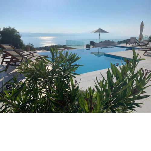 Villa Salina Luxury Pool Villa