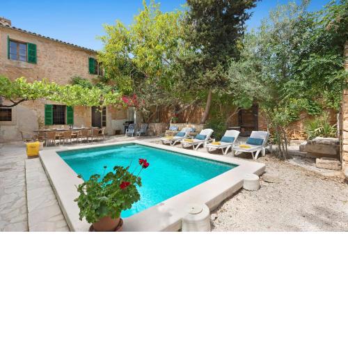 Villa Santanyí sueño de verano, piscina, wifi, parking, en el corazón de Santanyí