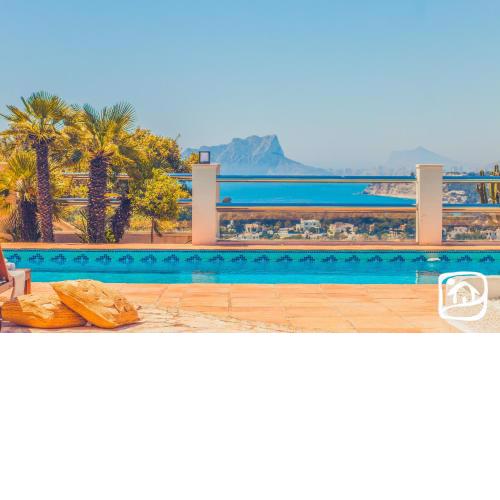 Villa Scarlett by Abahana Villas