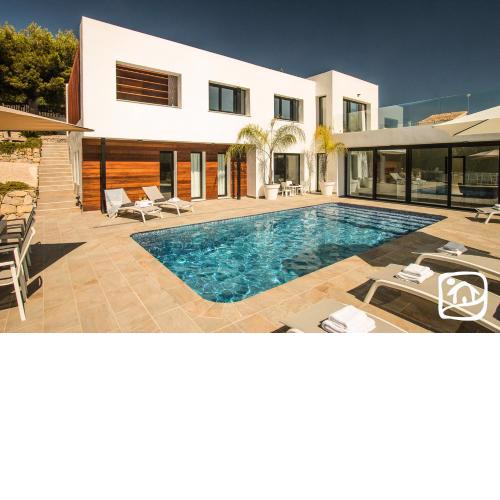 Villa Sea Happiness by Abahana Villas