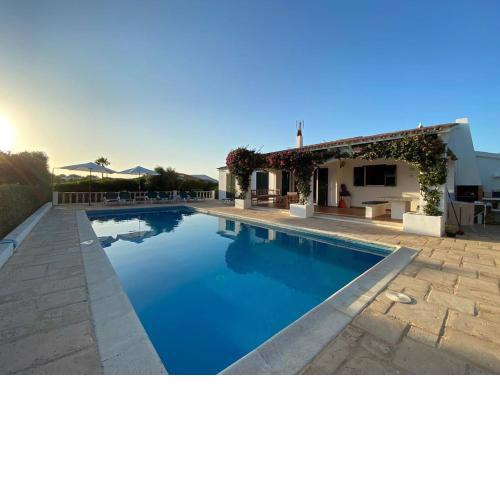Villa Sea Views & Pool