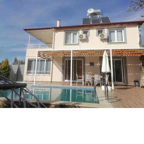 Villa Sena 1