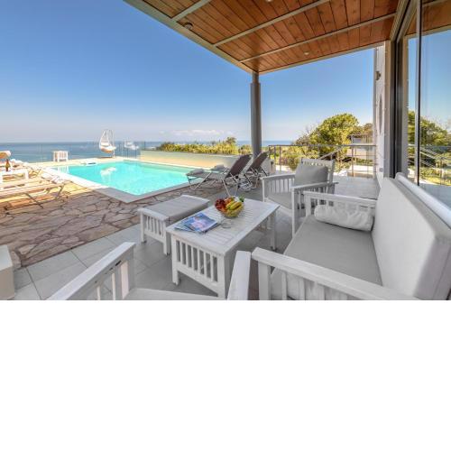 Villa Serenity - With Private Heated Pool