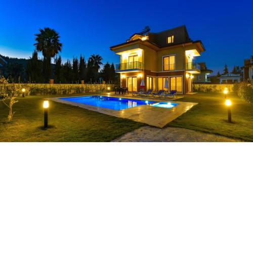 Villa Seven 5, Villa mit Kinderbecken in der Gegend von Ölüdeniz Hisaronu