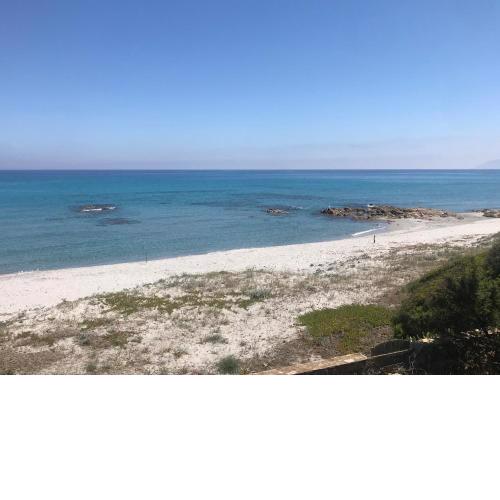 villa singola sulla spiaggia