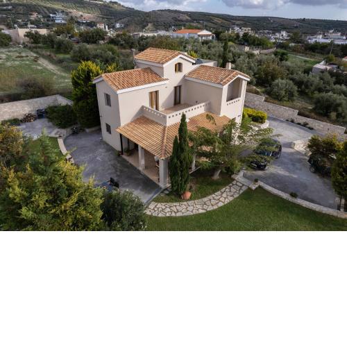 VILLA SMARAGDA