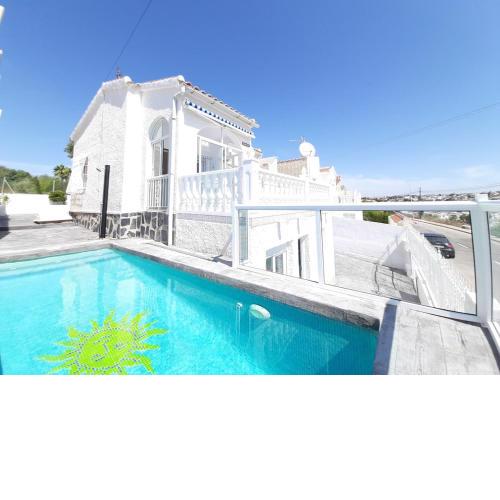 Villa Sol La Marina by Villas&You