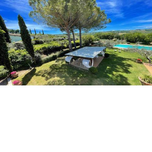 Villa Sole Vino - in centre of Italy s finest wine and truffle areas - exc pool