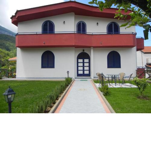 Villa Somma Apartments