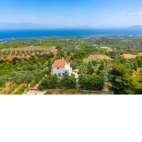 Villa Stella-Majestic Hill-Top Villa near Kiato in Korinthos
