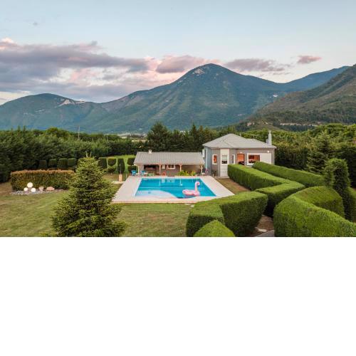 Villa Stymfalia - Luxury Mansion with Private Pool