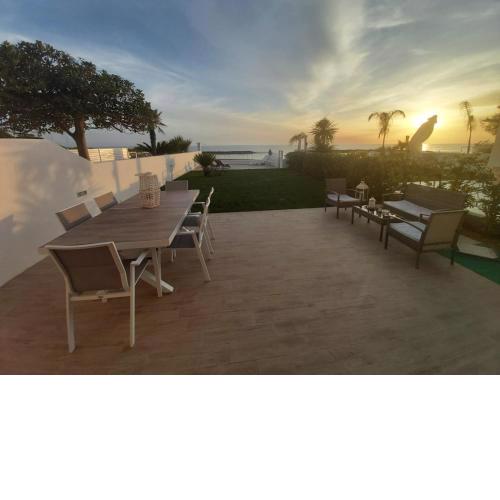 Villa sulla Spiaggia Diamante