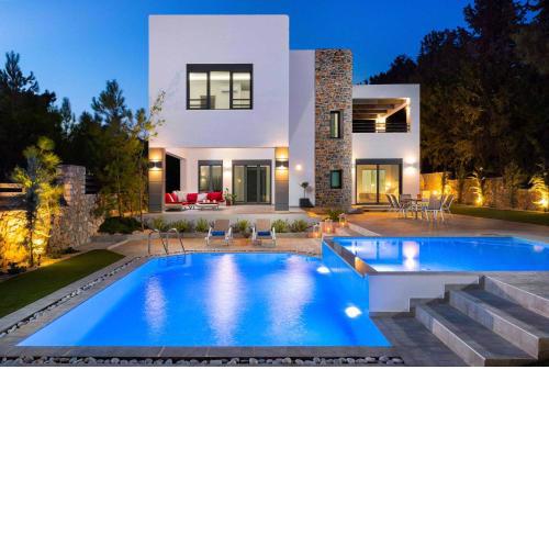 Villa Summer Light