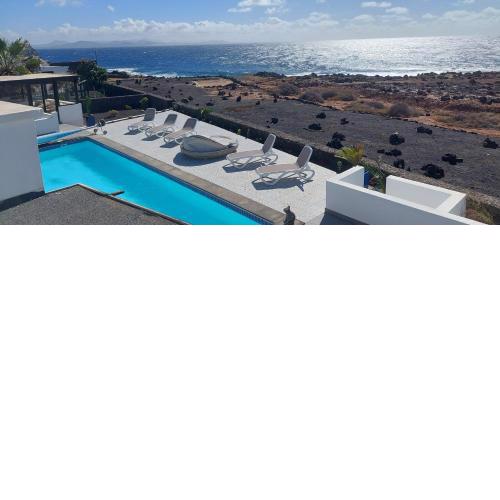 Villa Sunset Paradise with panoramic sea view, first line, sunsets