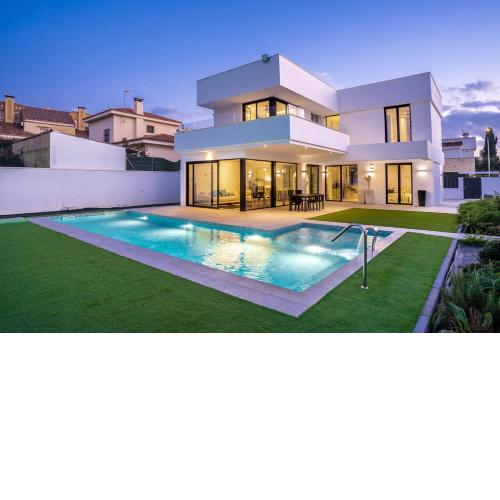 Villa swimming pool Malaga