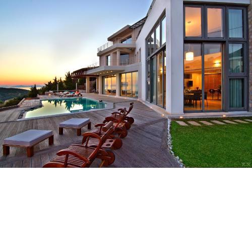 Villa TakeOff Saronida