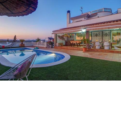 Villa Talaya by Hello Homes Sitges