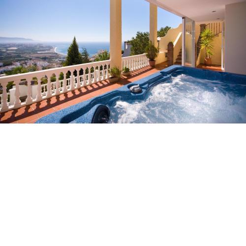 Villa Terrazas with Pool and Jacuzzi SpainSunRentals 1173