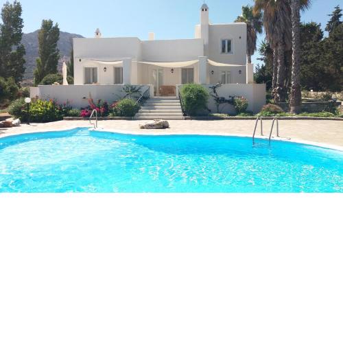 Villa Themis