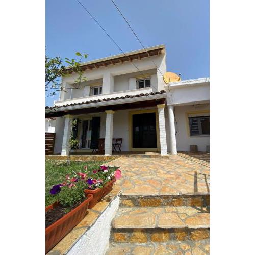 VILLA THEO