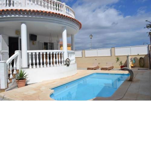 Villa Time For Us