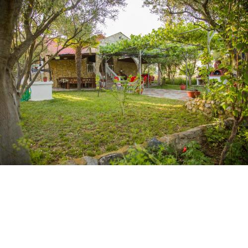villa Touzla