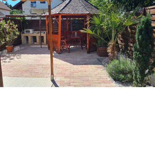 Villa Tropic