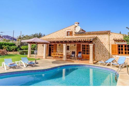 Villa Ullastre Verde by Villa Plus
