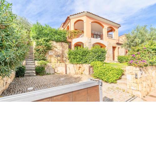 Villa Ursula a San Teodoro, 4 camere da letto, 4 bagni, vista mare