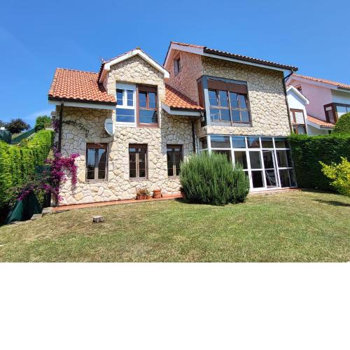 Villa Valenzuela
