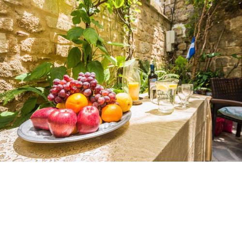 Villa Valia - Old Town Suites