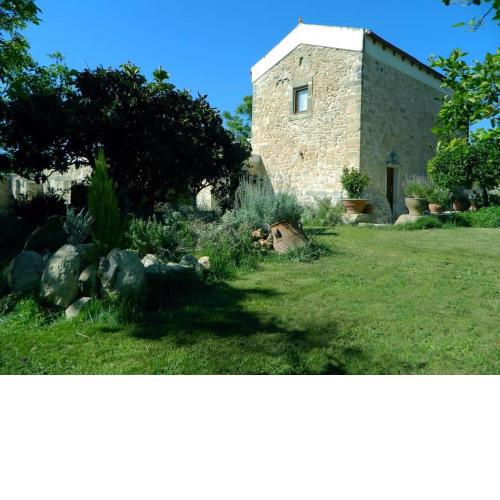 Villa Venetico stone retreat with garden