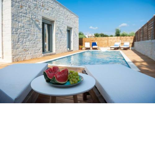 Villa Vera - With Private Heated Pool & Jacuzzi