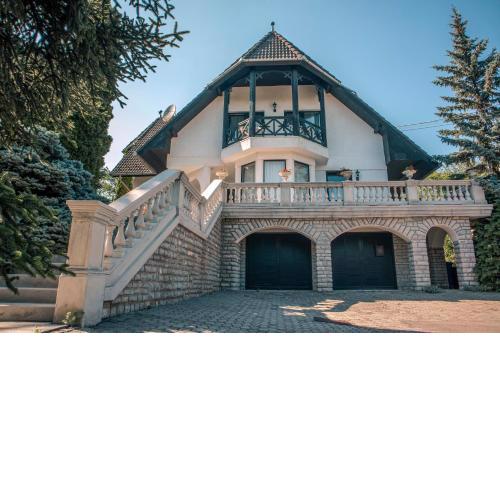 Villa Viktória