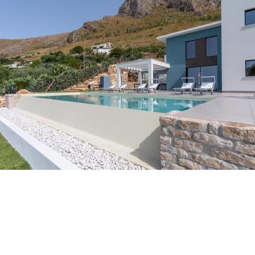 Villa vista mare con piscina a sfioro a Scopello