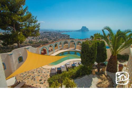 Villa Vistaifach by Abahana Villas