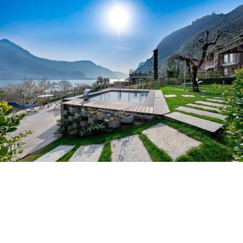 Villa Vittoria-Private Seasonal Warm Pool-Shared Sauna-Bellagio Village Residence