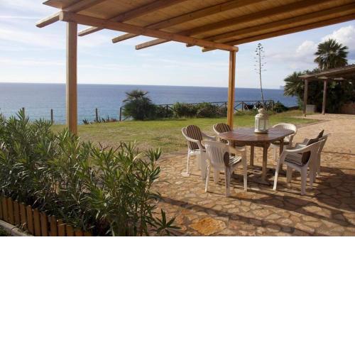 Villa Wanda - Appartamento fronte mare con spiaggia riservata