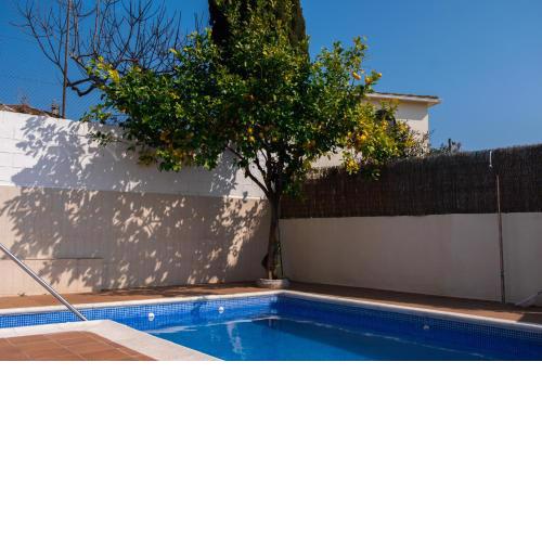 Villa White Lily