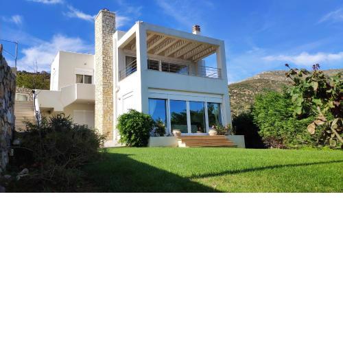 Villa with Aegean views