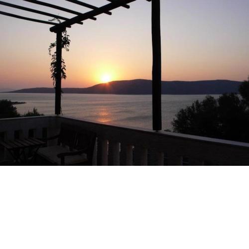 Villa with breathtaking views and private beach
