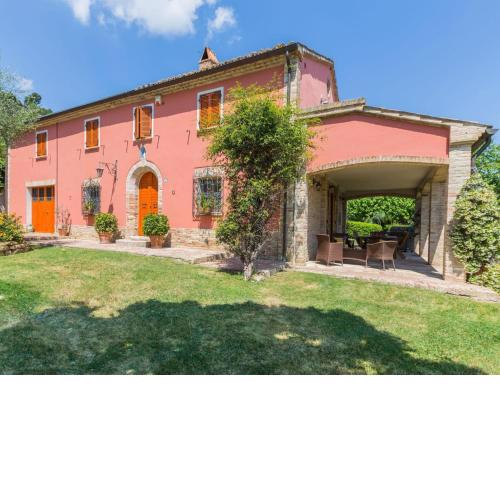Villa with private pool and garden in the hills near Mondavio