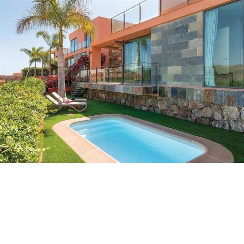 Villa with Private Pool in 5 Star Golf Resort