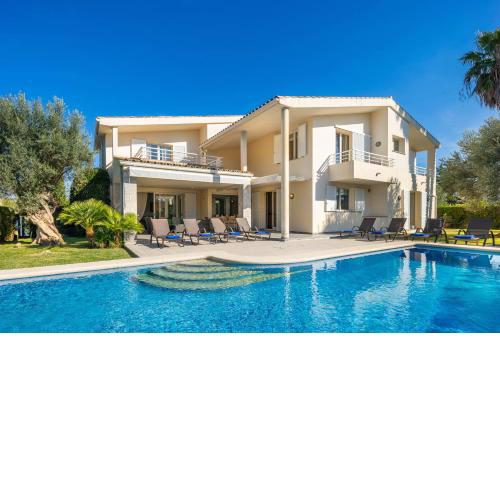 Villa with private pool in Port de Pollensa (Monxo)