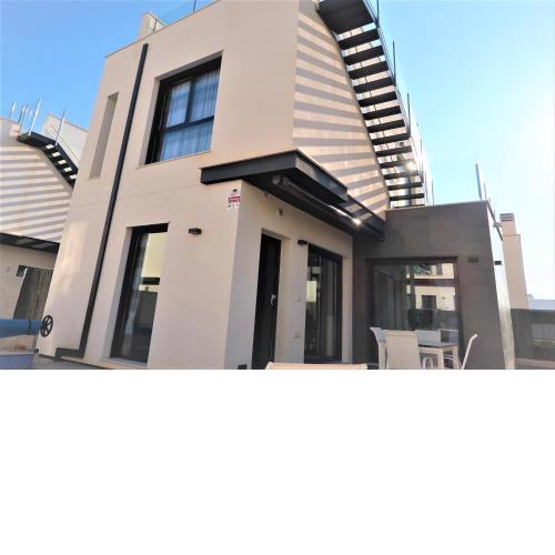 Villa with private pool Villamartin