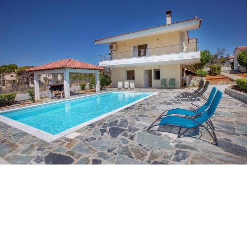 Villa with Private S Pool-Theologos by GHH